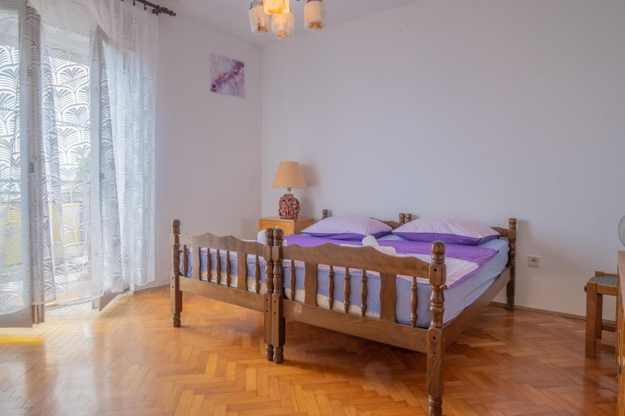 غييكا Room Apartment Kantrida المظهر الخارجي الصورة